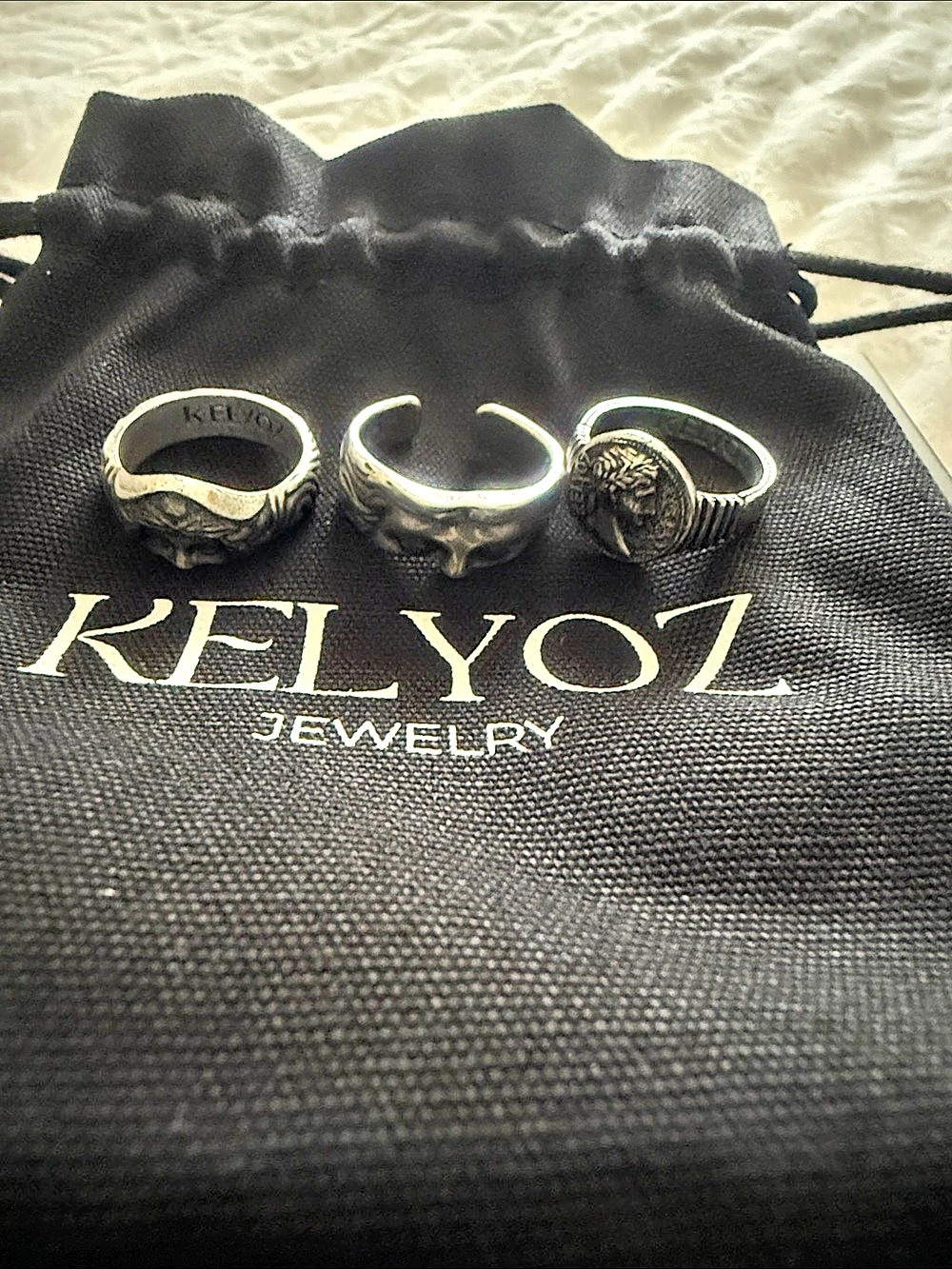 KELYOS Face Motif Ring in Silver set of three.